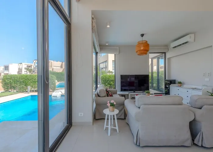 Villa Elegant 4br In Tawila, Gouna. Private Pool, Lagoon