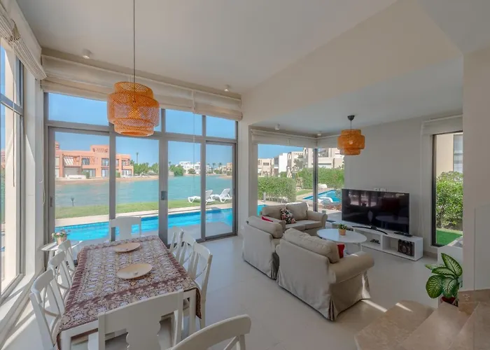 Elegant 4br In Tawila, Gouna. Private Pool, Lagoon